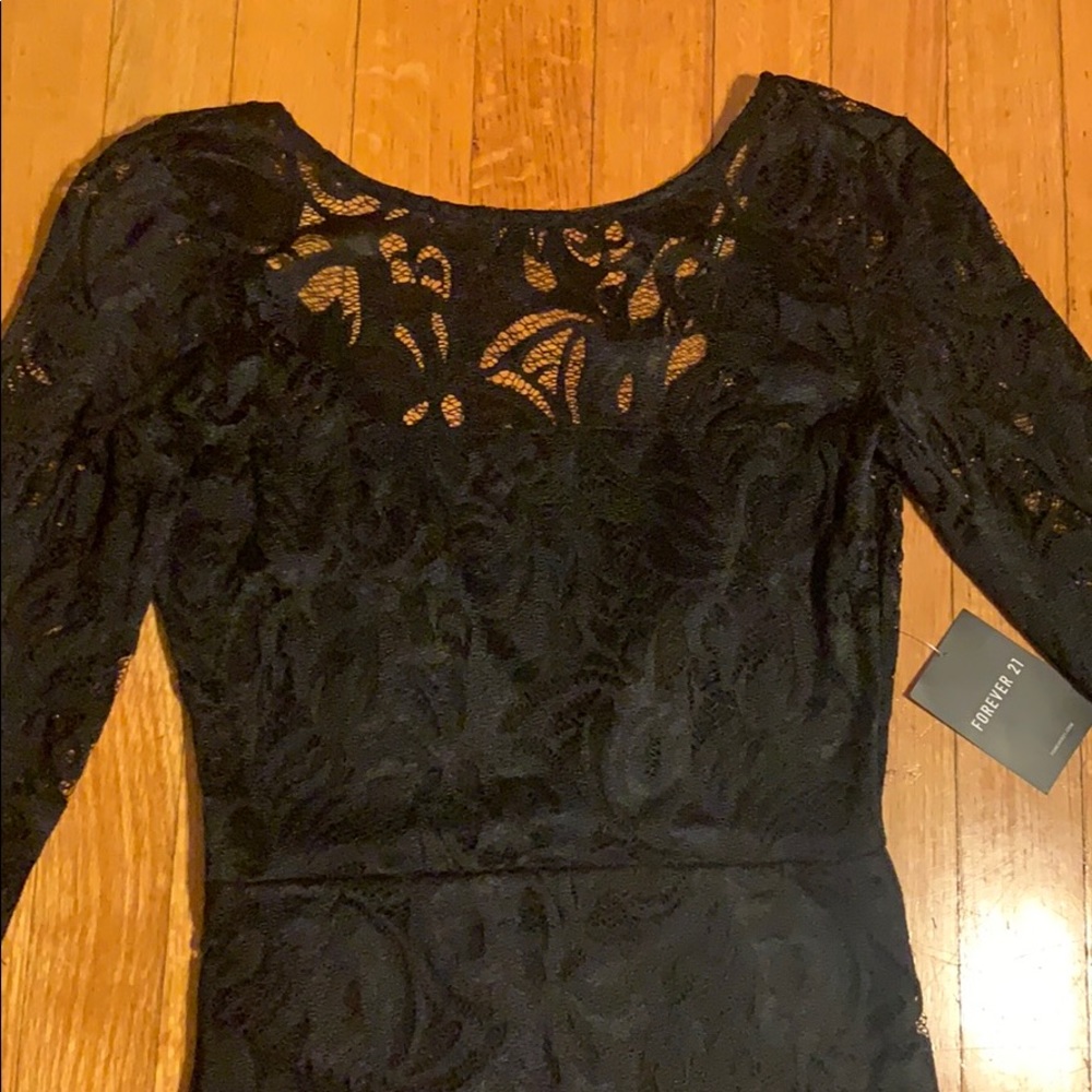 Dress 👗 - Picture 3 of 5